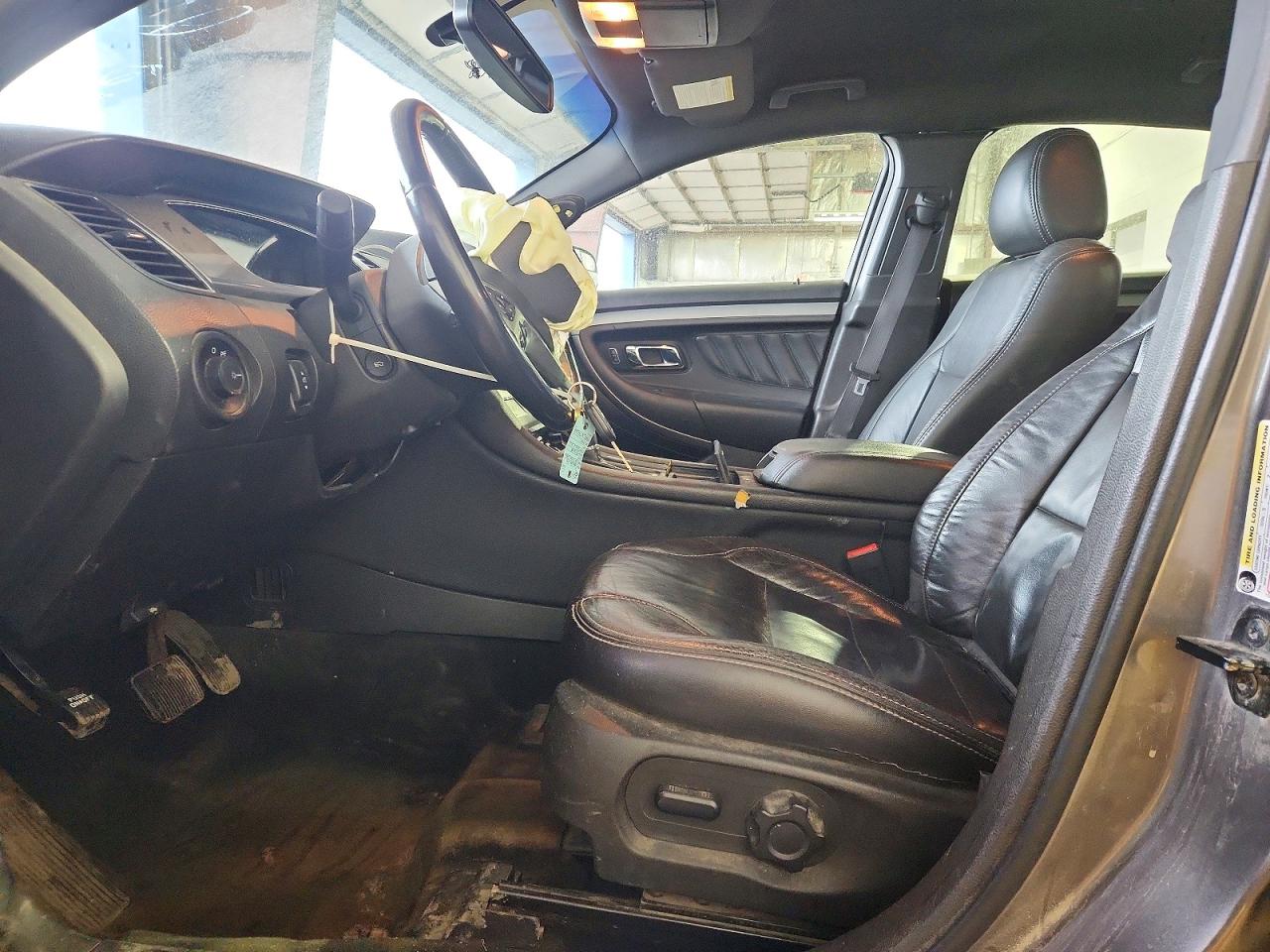 Ford Taurus Sel