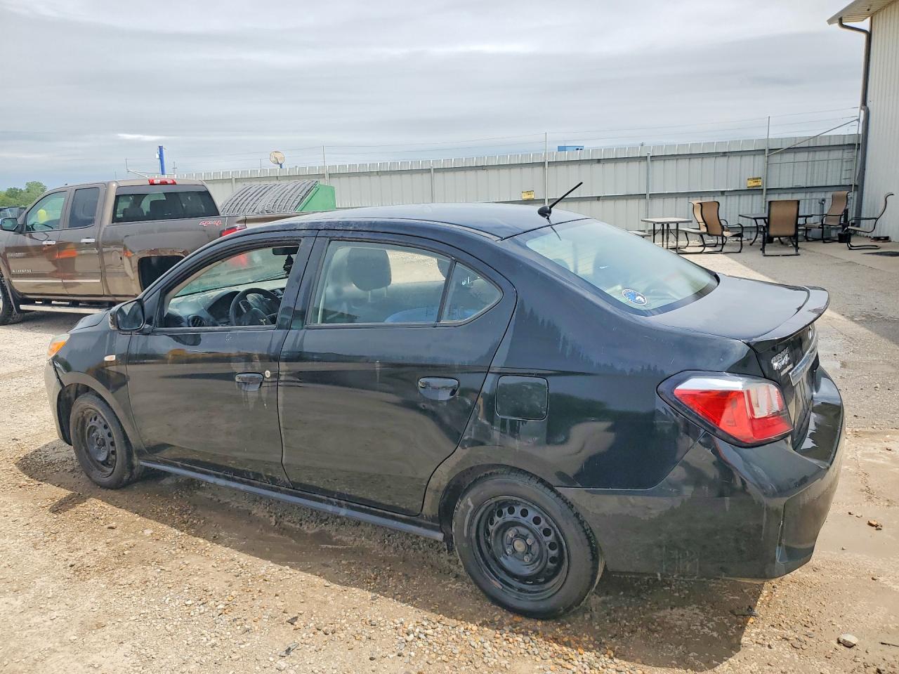 Mitsubishi Mirage G4 Es