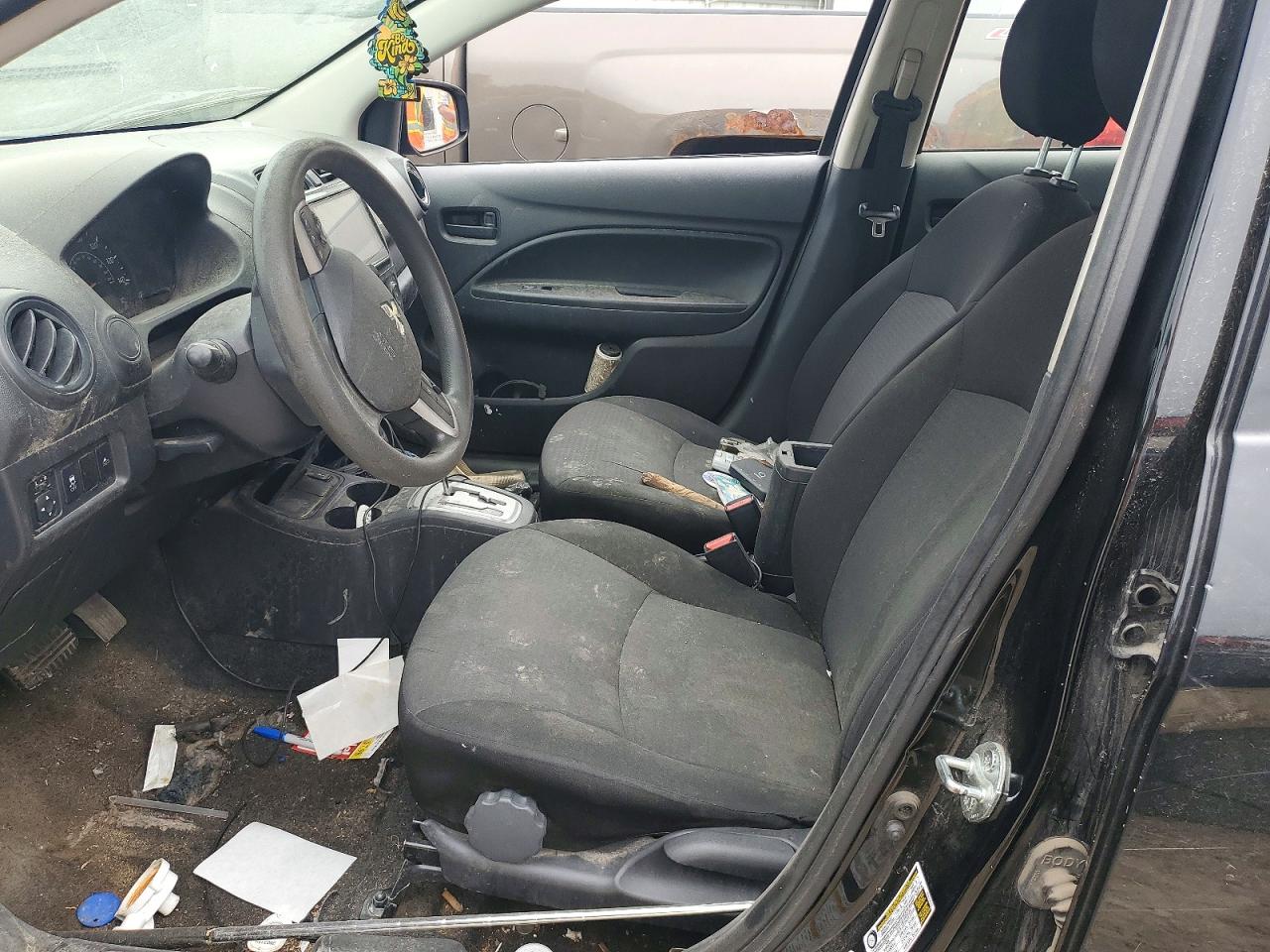 Mitsubishi Mirage G4 Es
