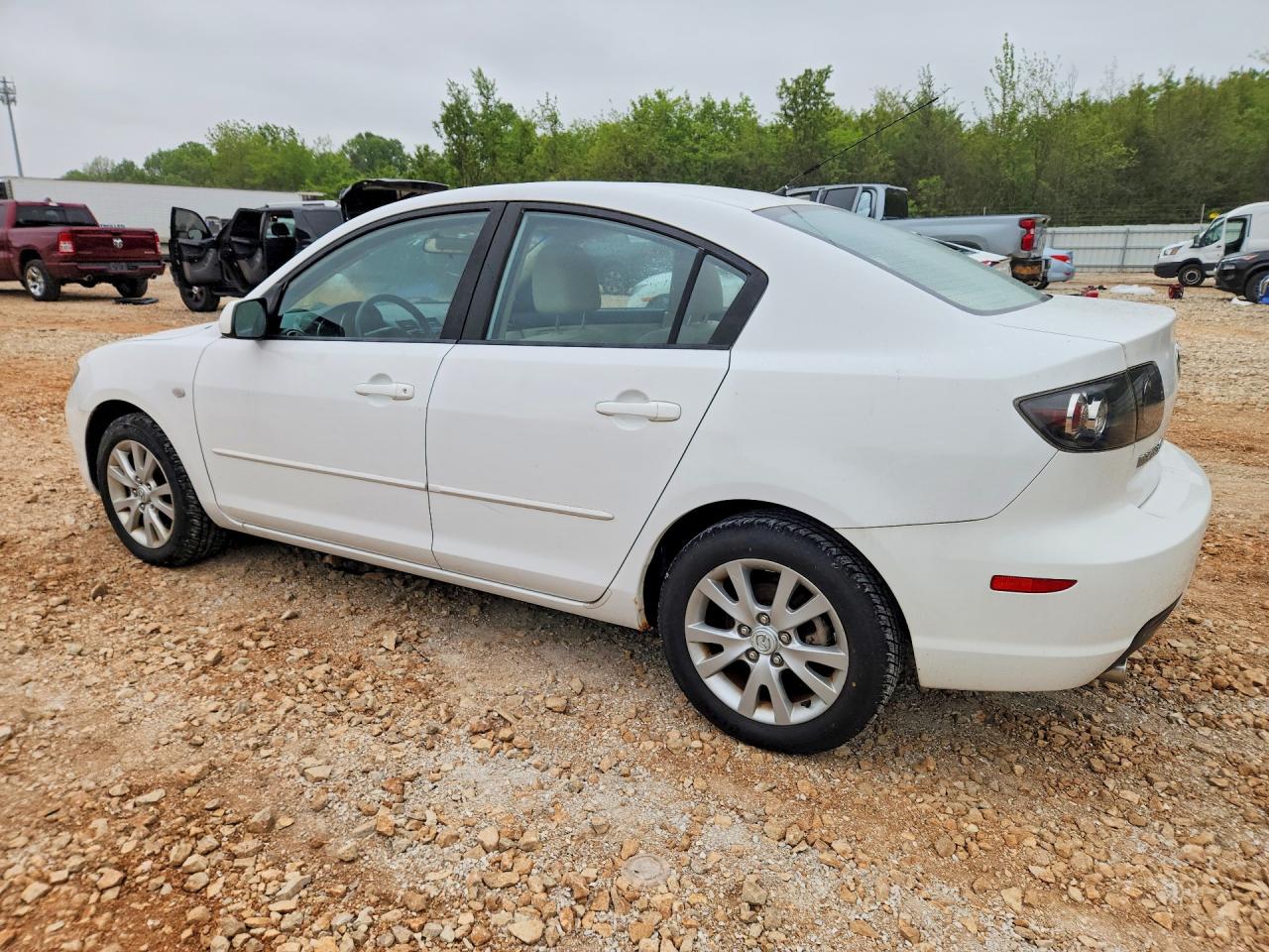 Mazda 3 I