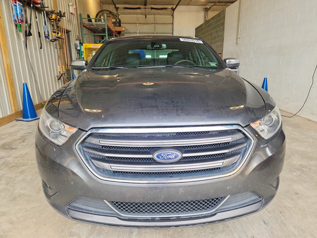 Ford Taurus Limited