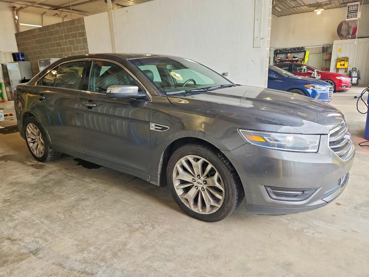 Ford Taurus Limited