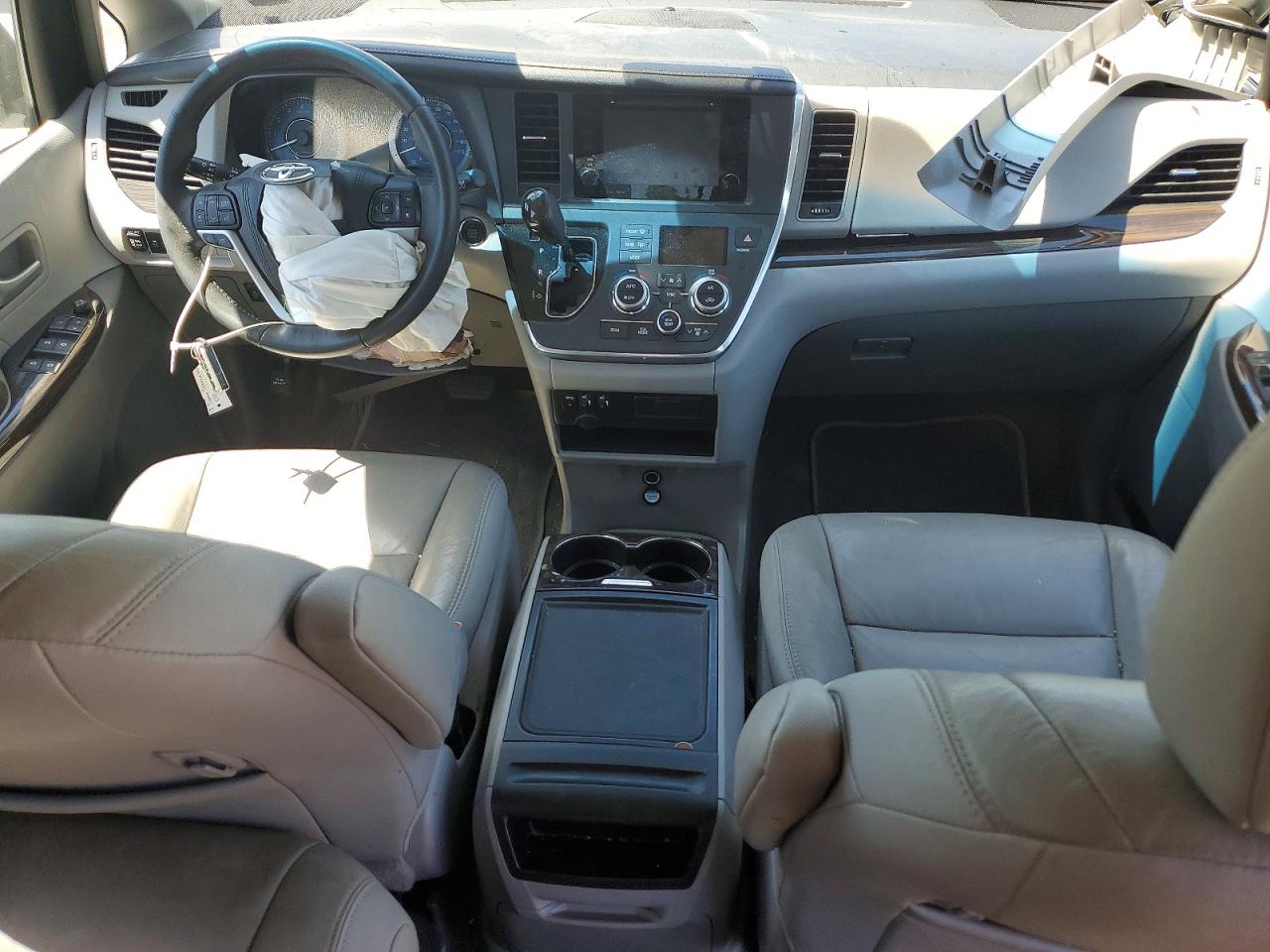 Toyota Sienna Xle 8-passenger