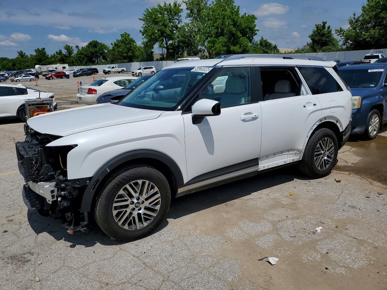 Salvage Hyundai PALISADE Image
