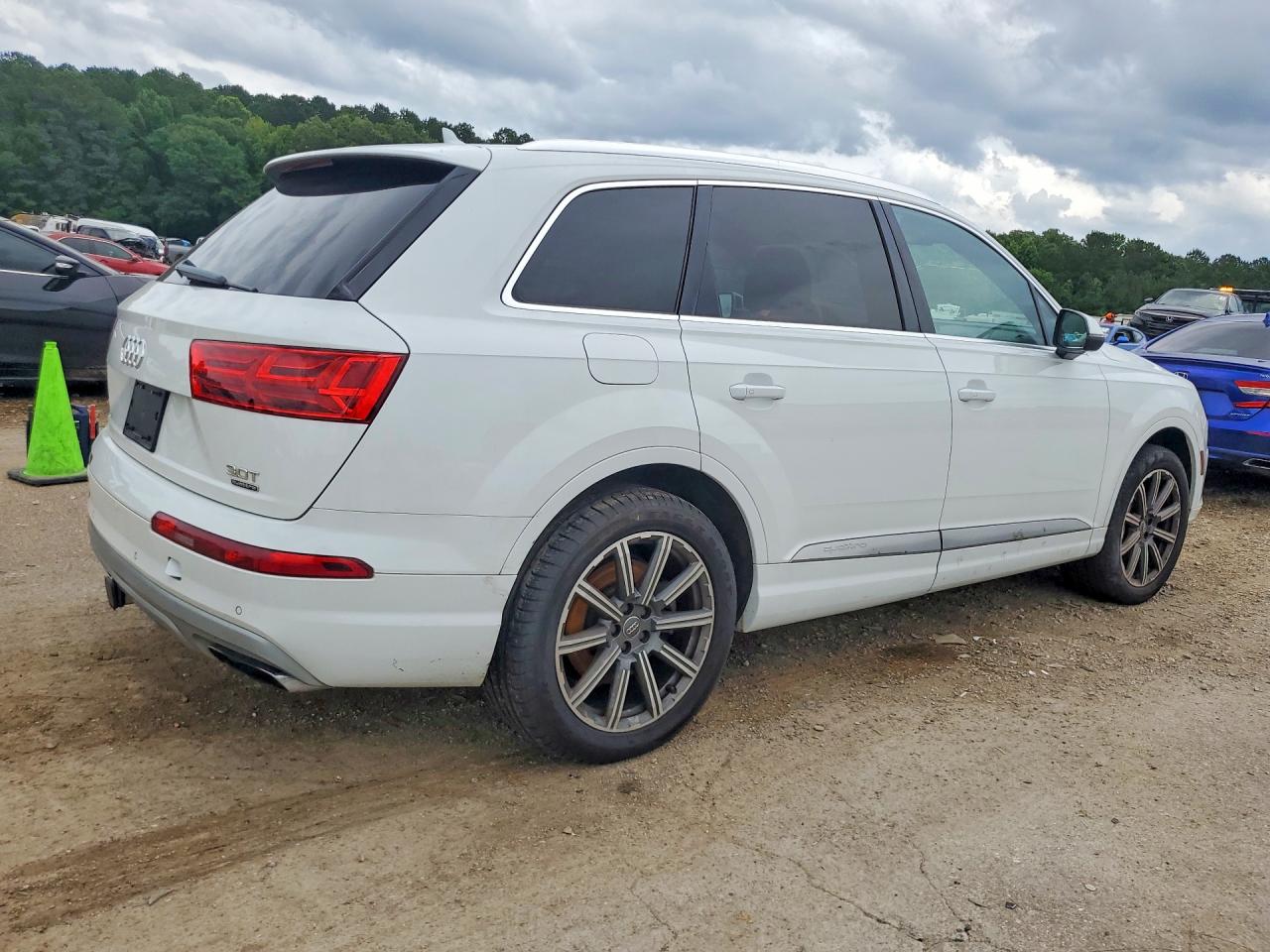 Audi Q7 Premium Plus
