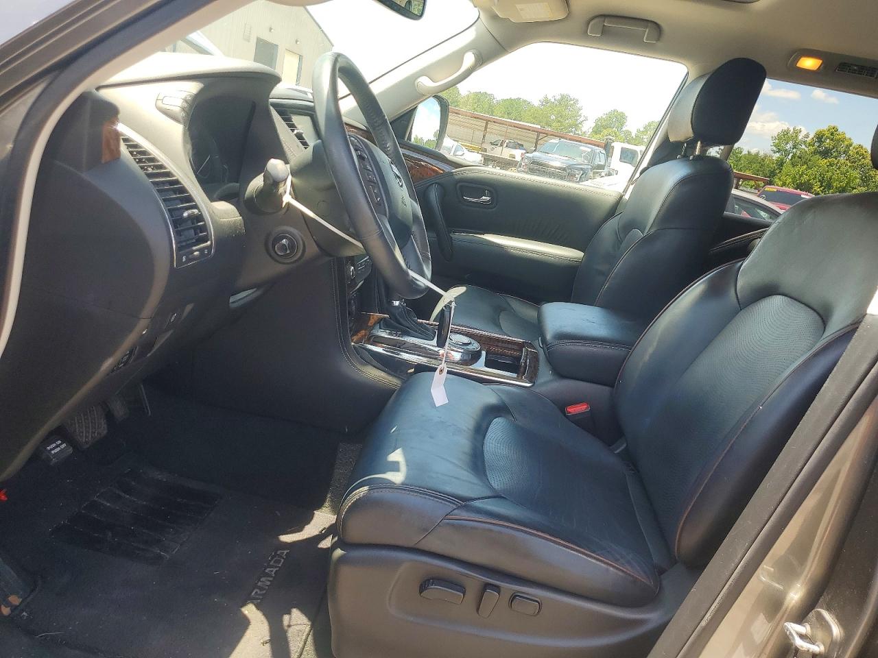 Nissan Armada Sl
