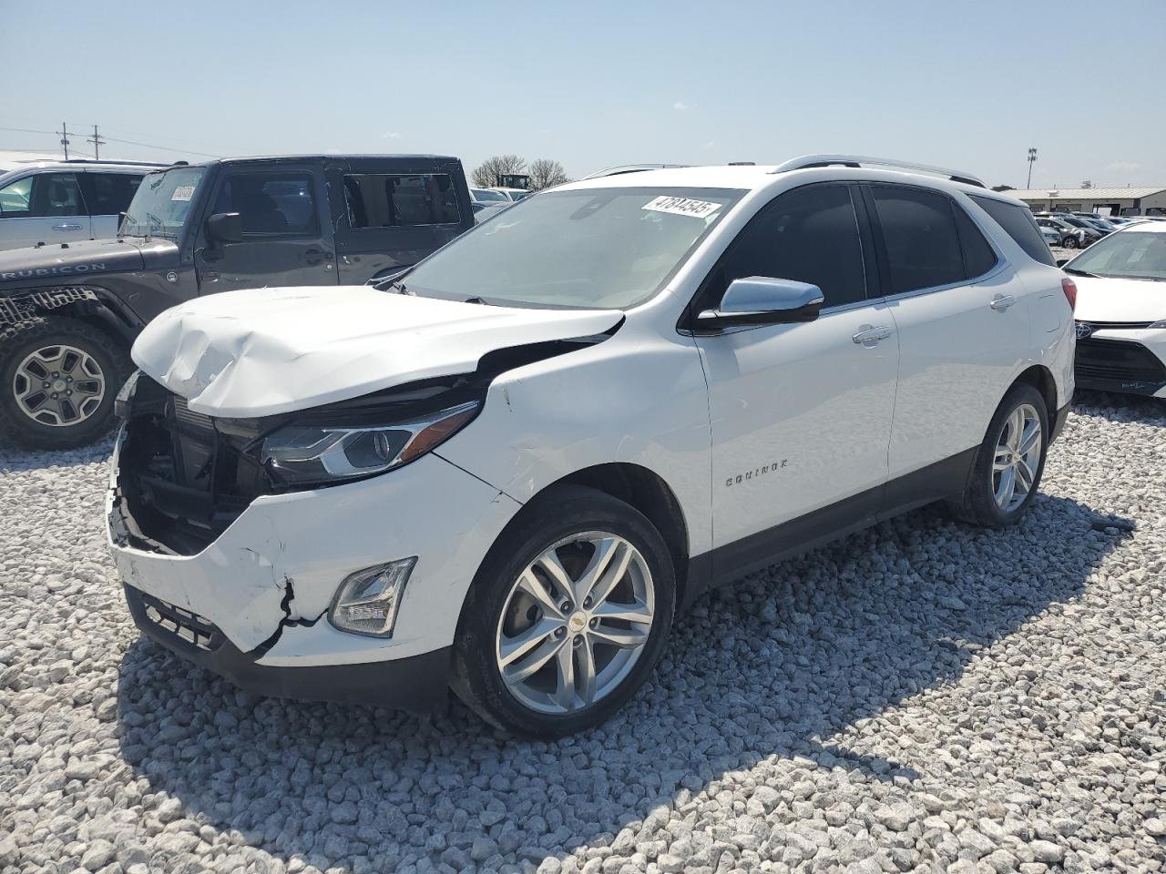 Salvage Chevrolet Equinox Image