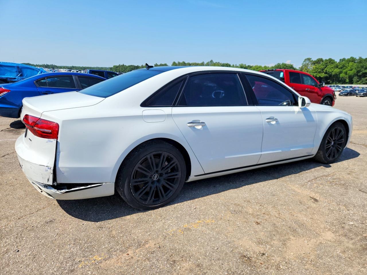 Audi A8 L Quattro