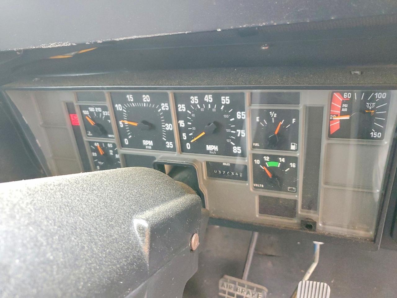 International 3000 3800