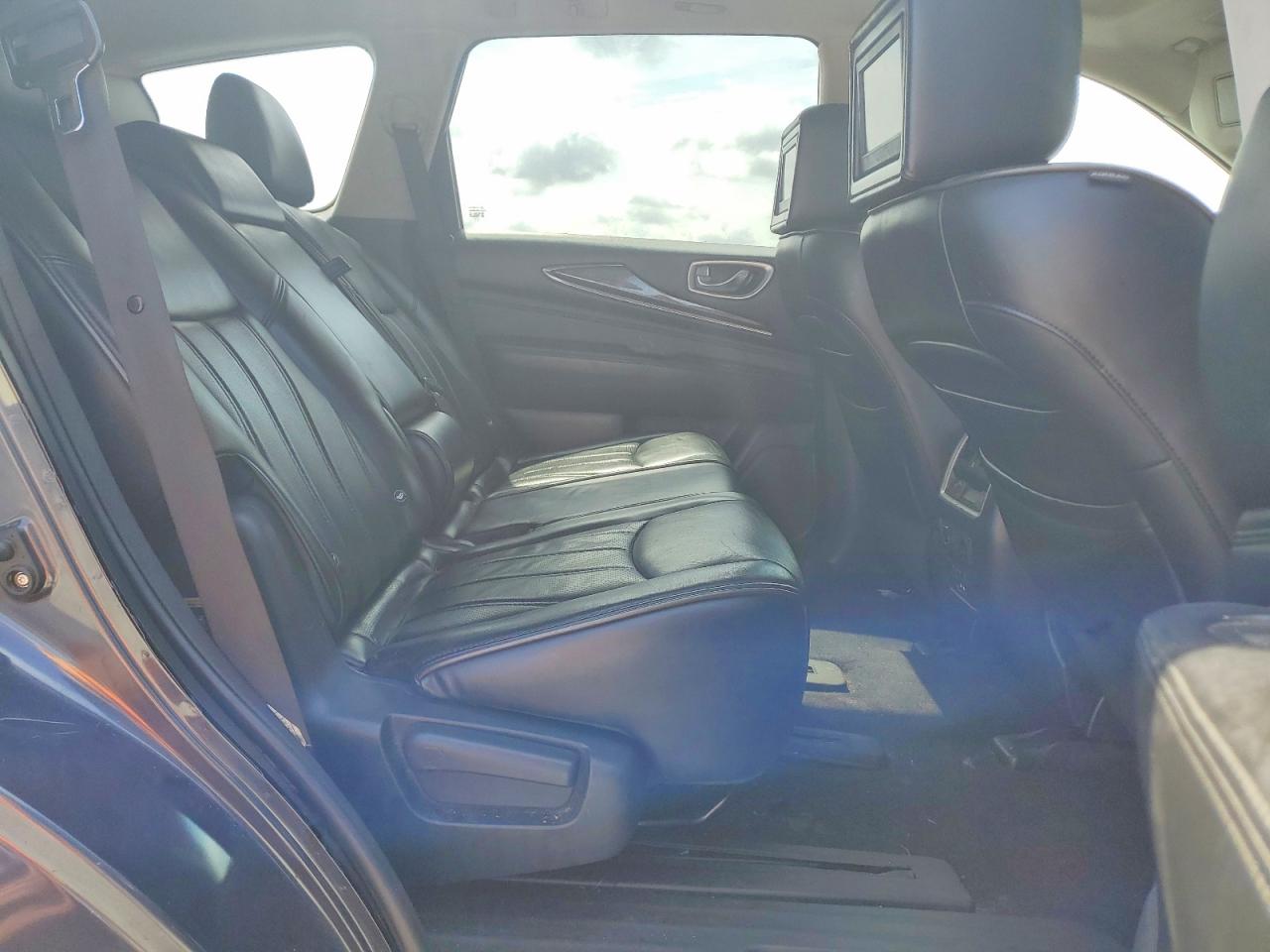 INFINITI Qx Base