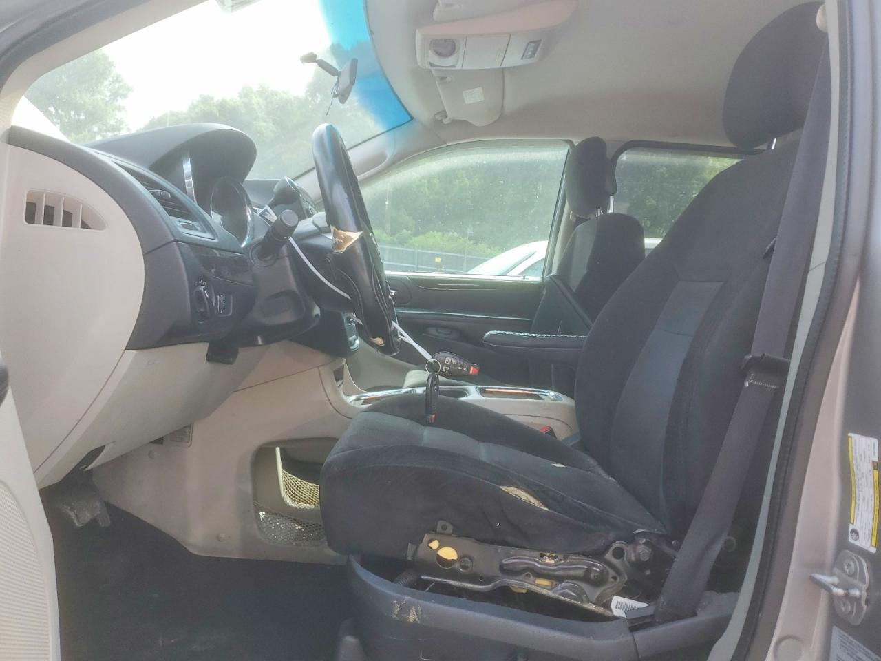 Dodge Caravan Sxt