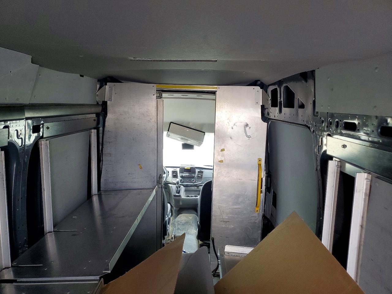Ford Transit T-250