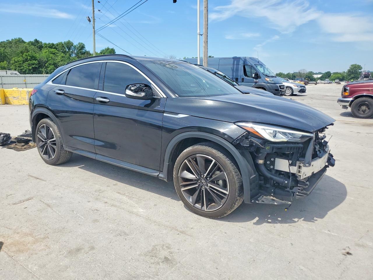 INFINITI Qx Luxe