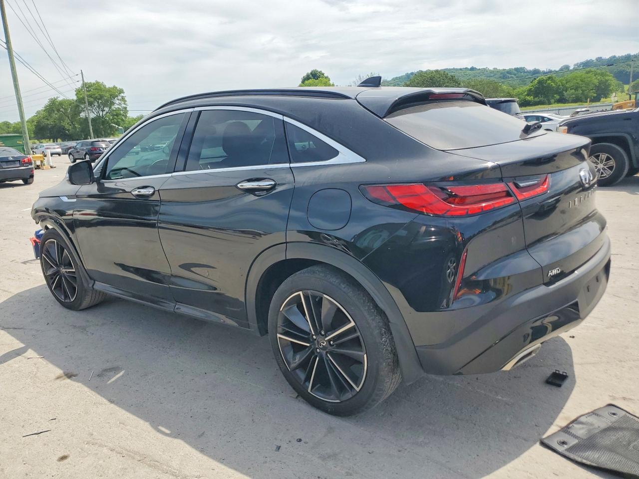 INFINITI Qx Luxe