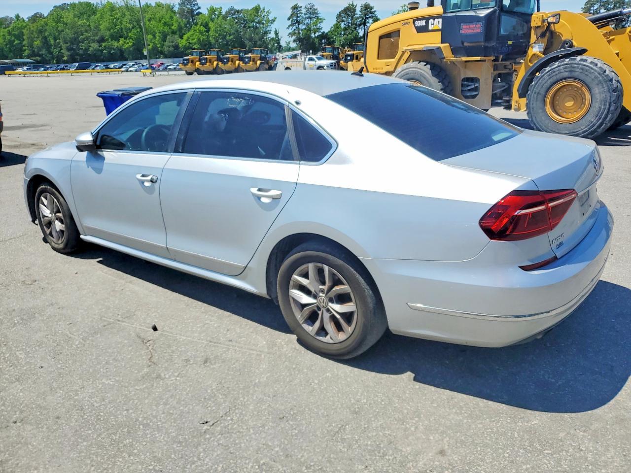 Volkswagen Passat S