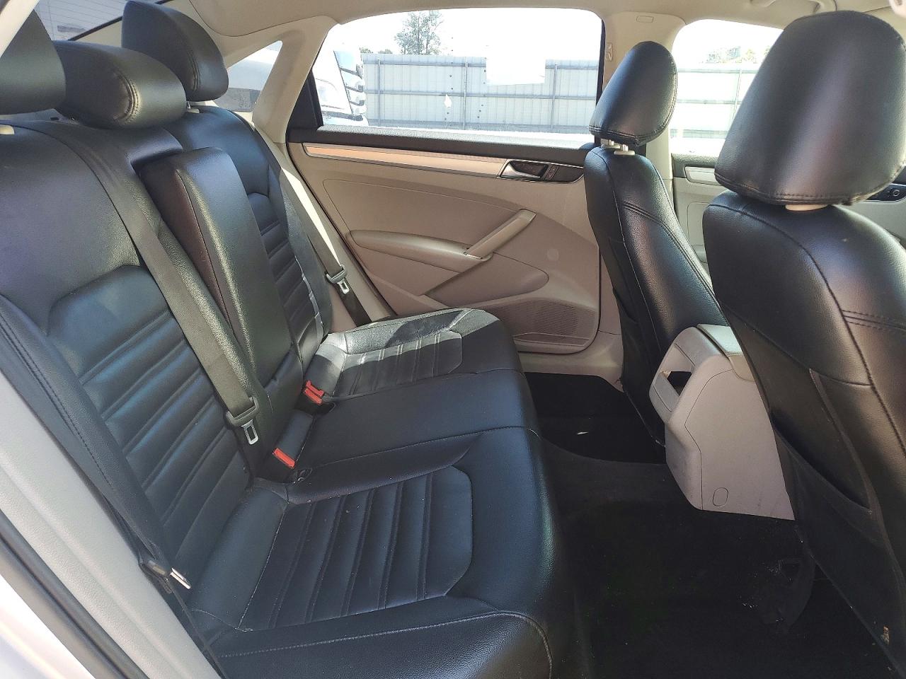 Volkswagen Passat S