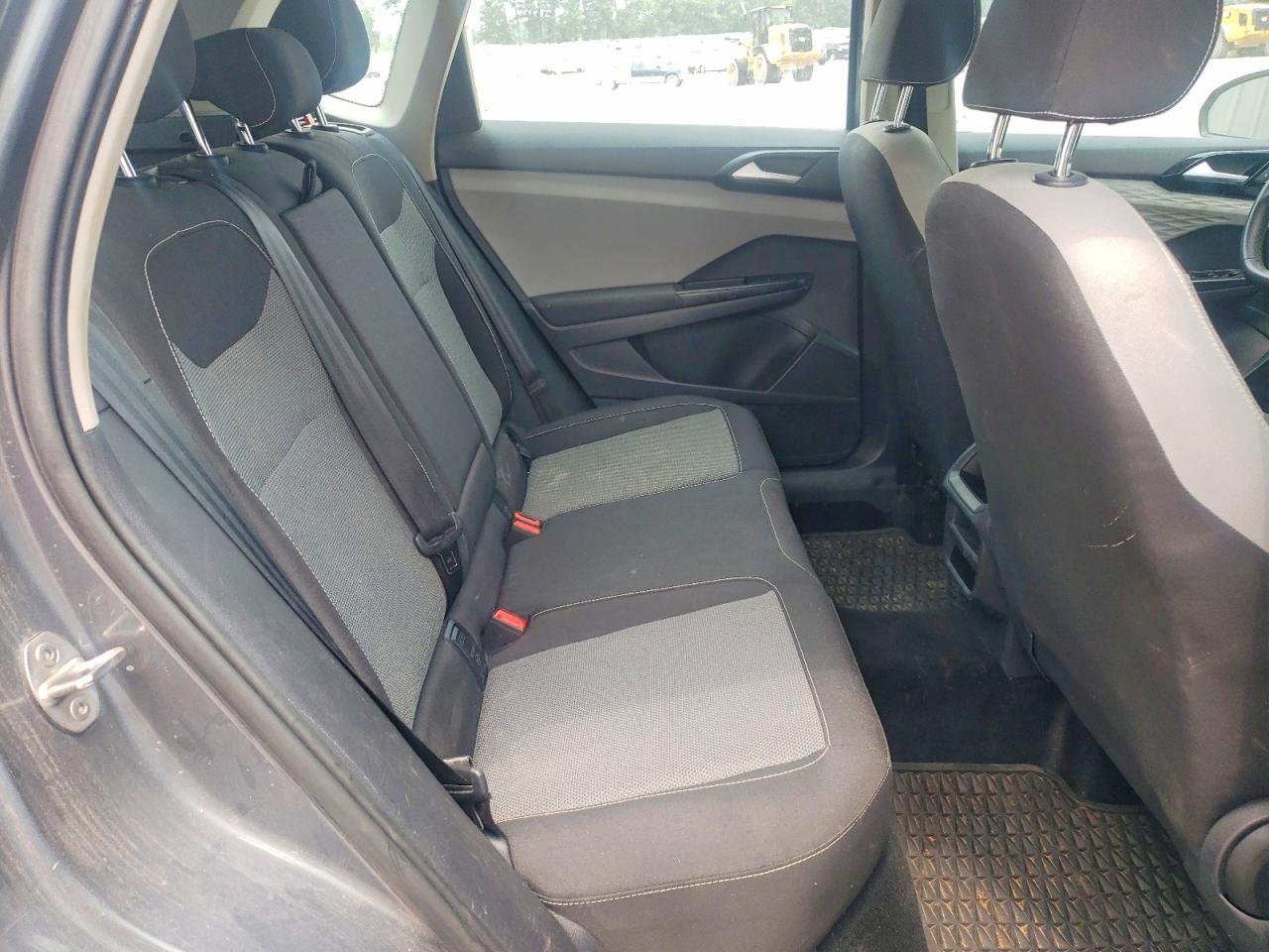 Volkswagen Taos S