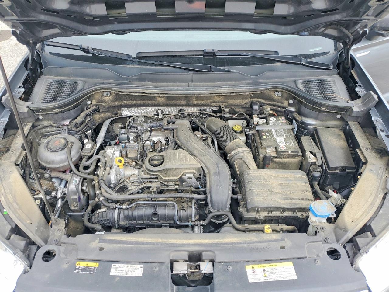 Volkswagen Taos S