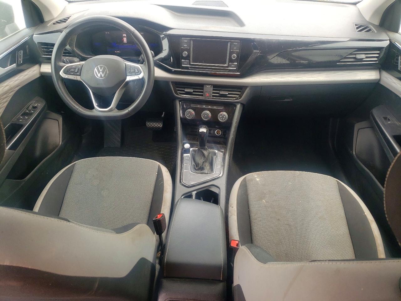 Volkswagen Taos S