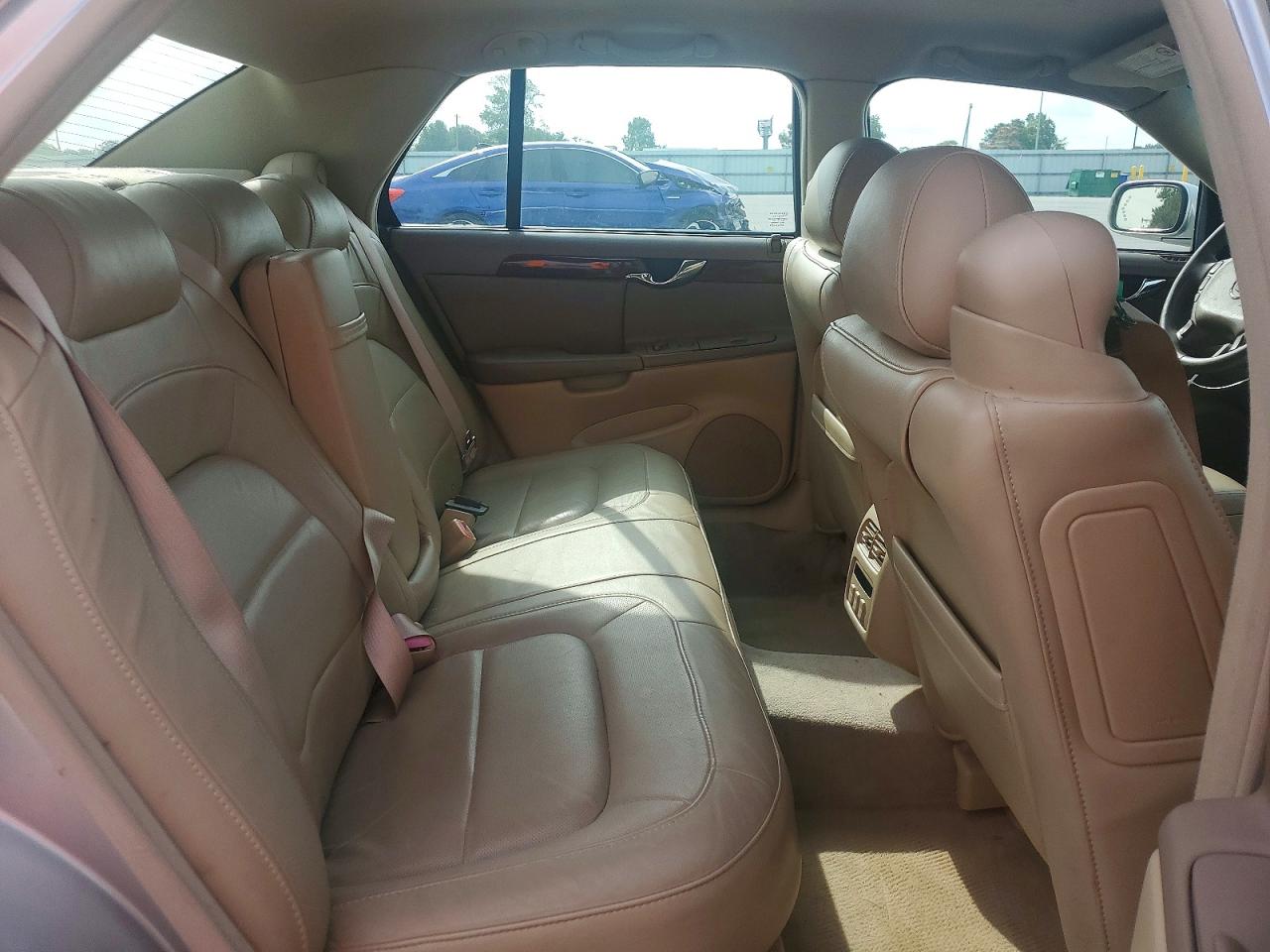 Cadillac DeVille