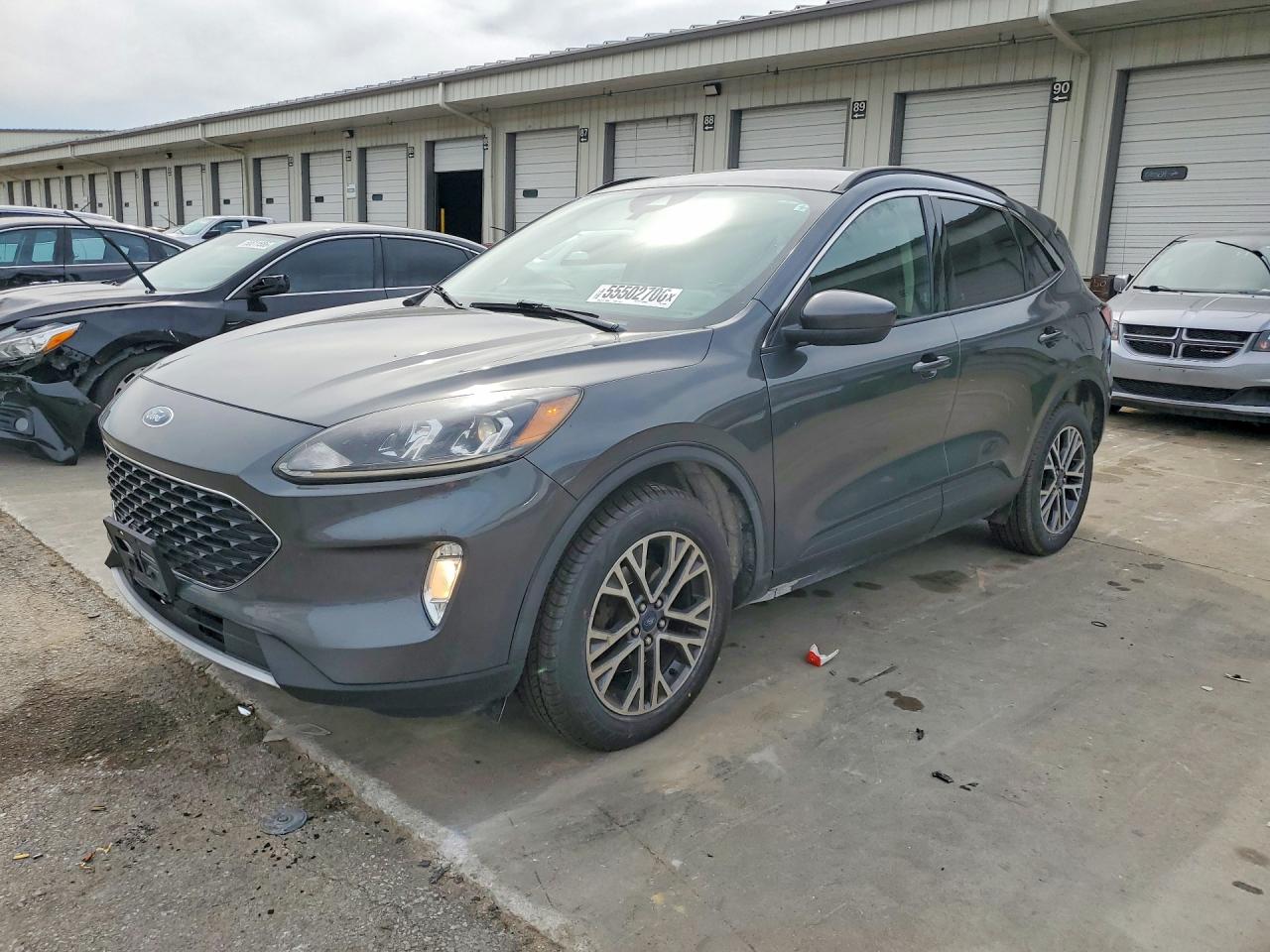 Salvage Ford Escape Image