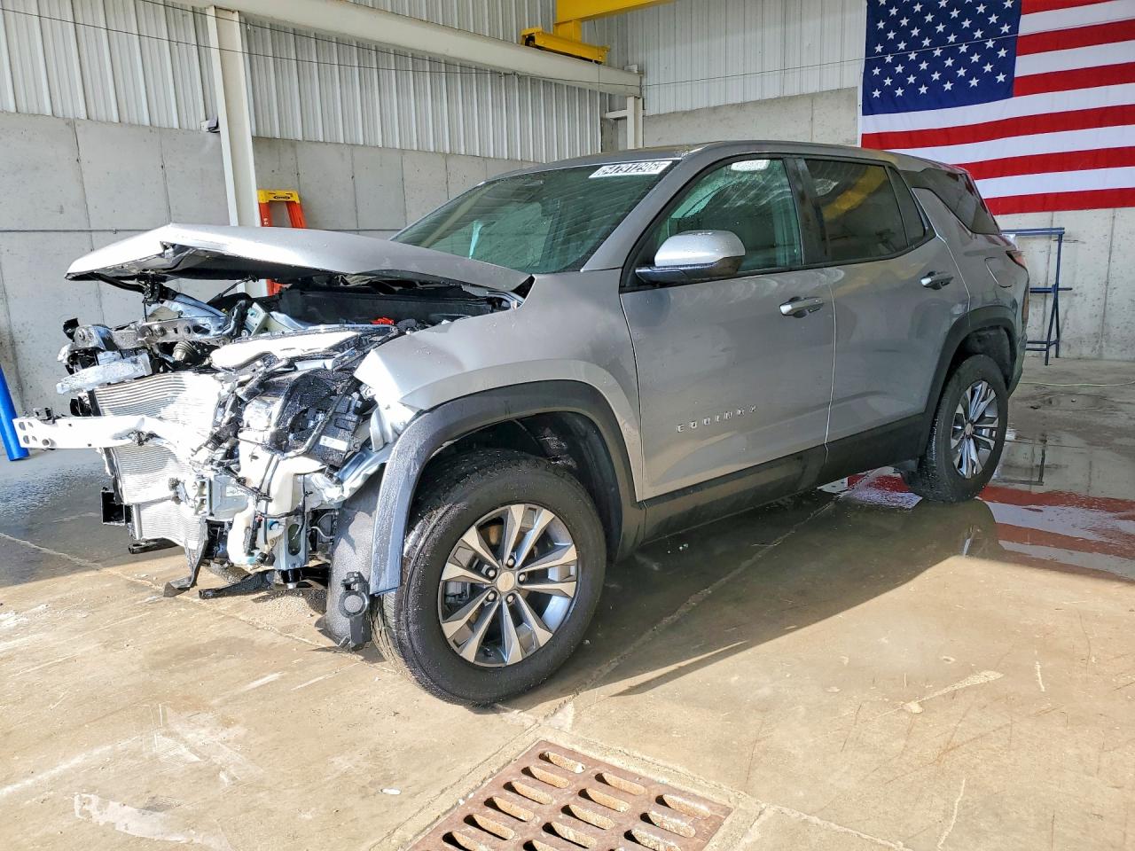 Salvage Chevrolet Equinox Image