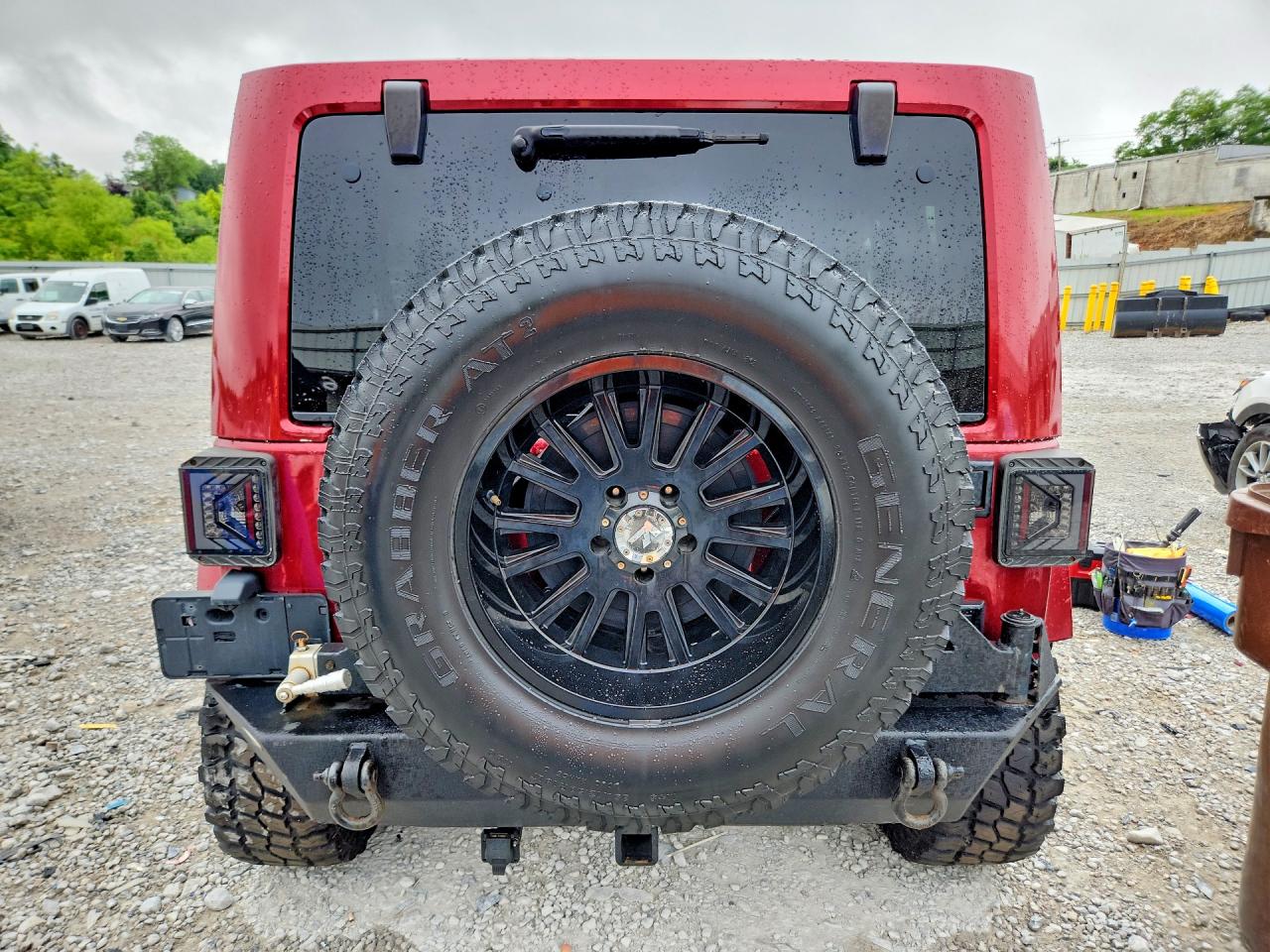 Jeep Wrangler Sahara