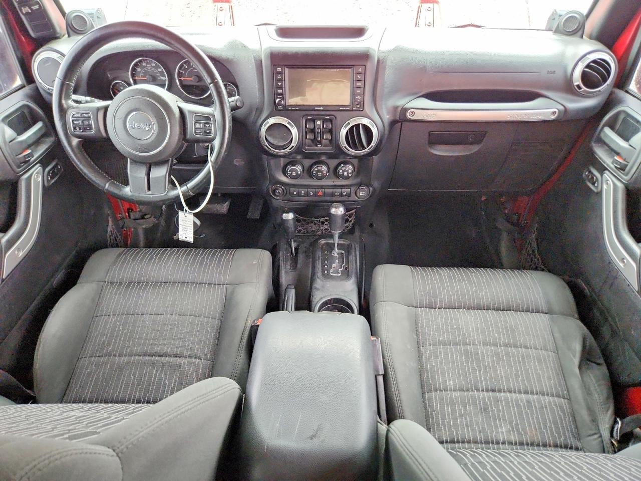 Jeep Wrangler Sahara