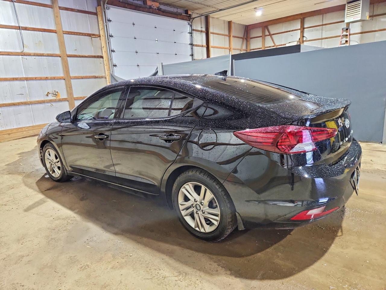 Hyundai ELANTRA Value Edition