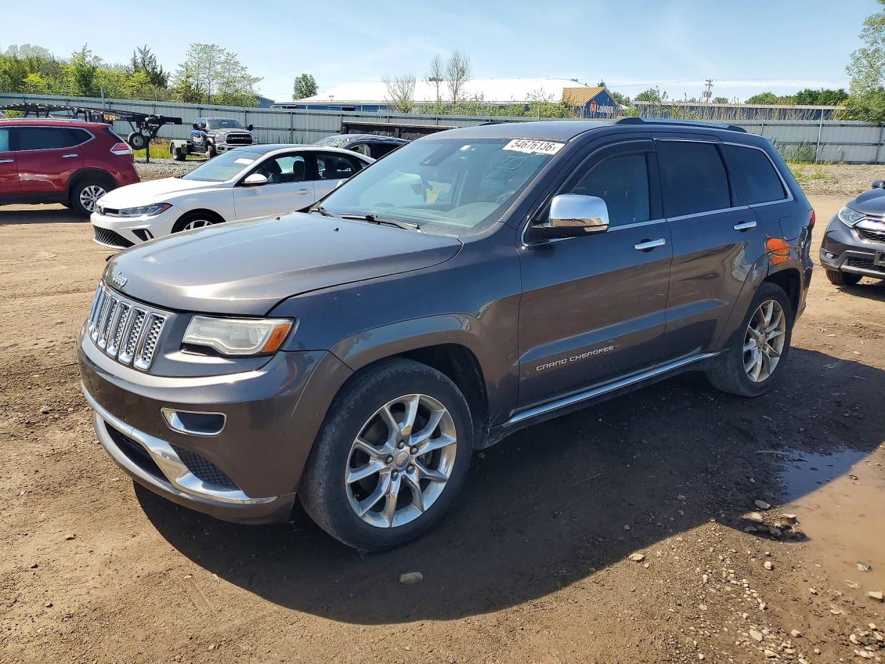 Salvage Jeep Cherokee Image