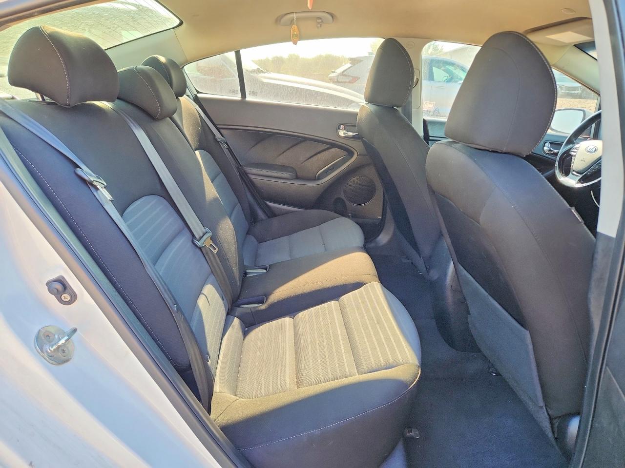 Kia Forte S