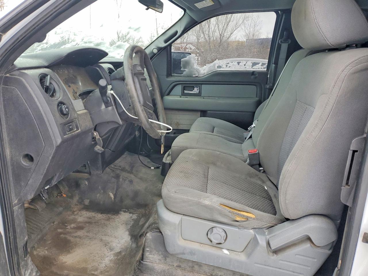 Ford F-150 Super Cab