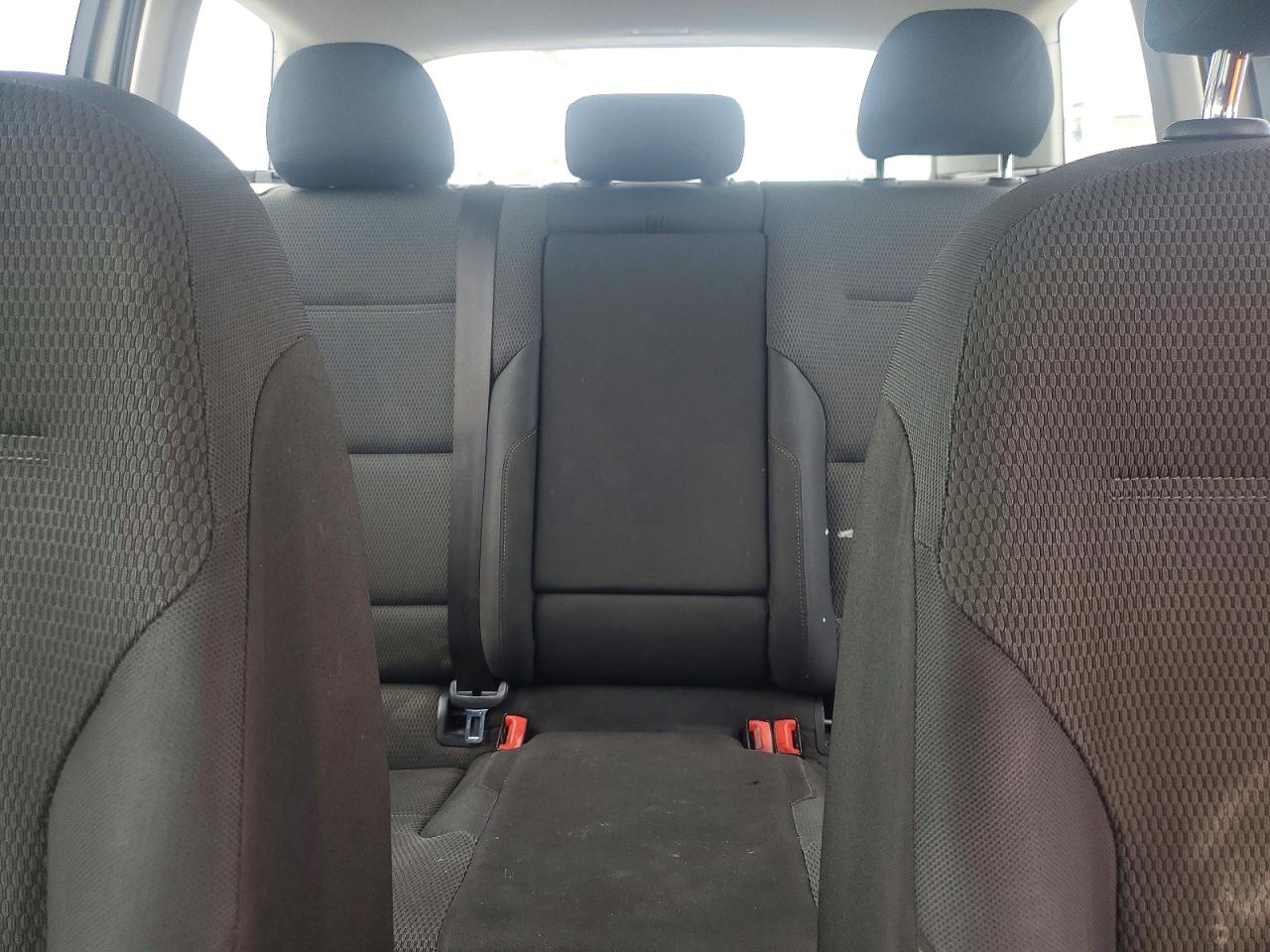 Volkswagen Golf S