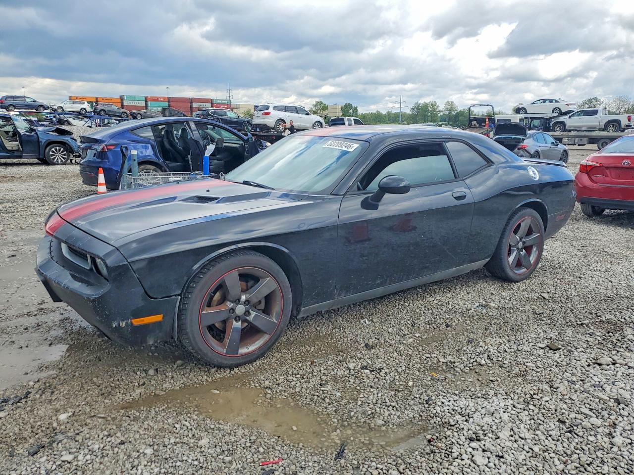 Salvage Dodge Challenger Image