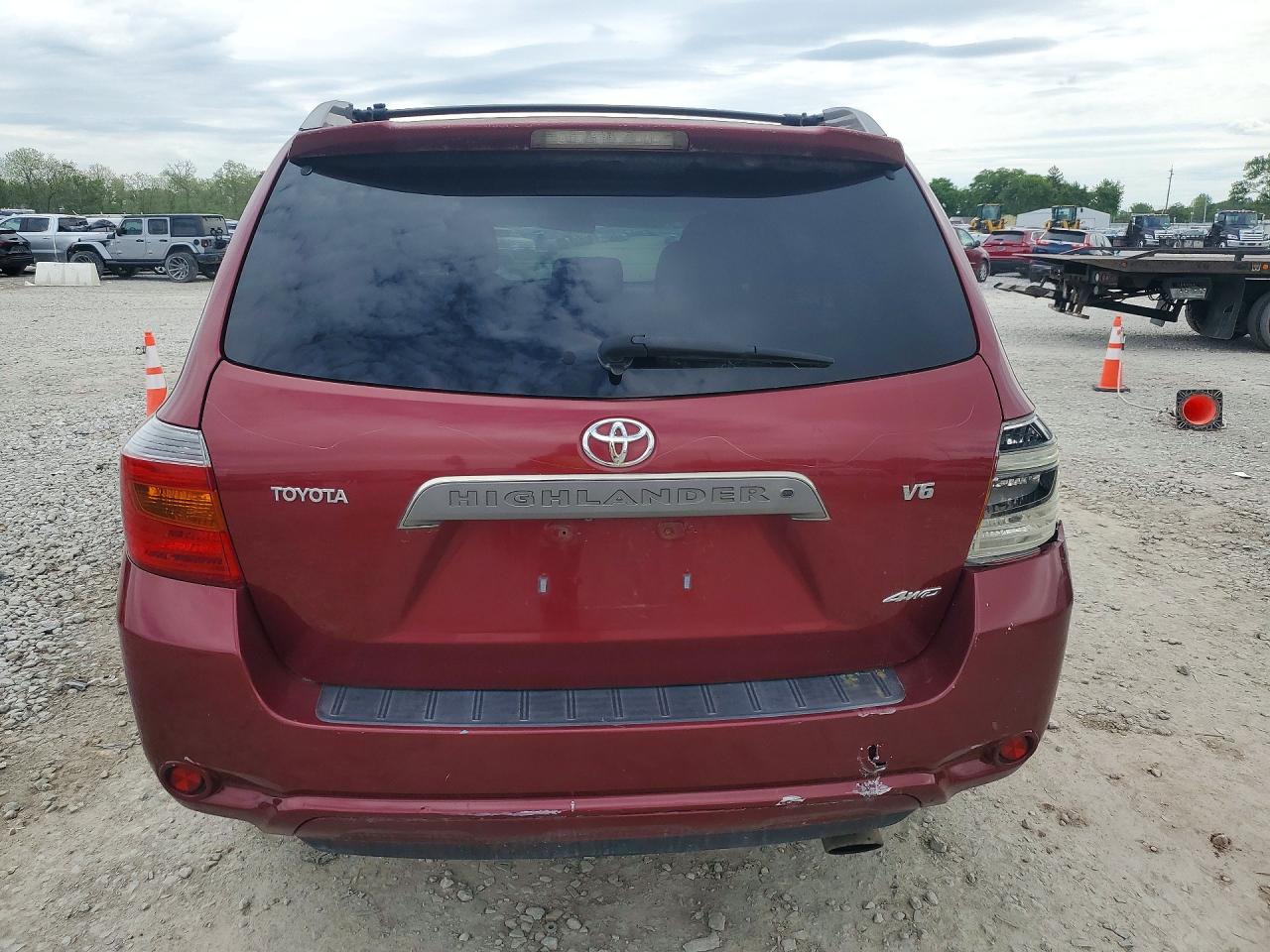 Toyota Highlander Sport