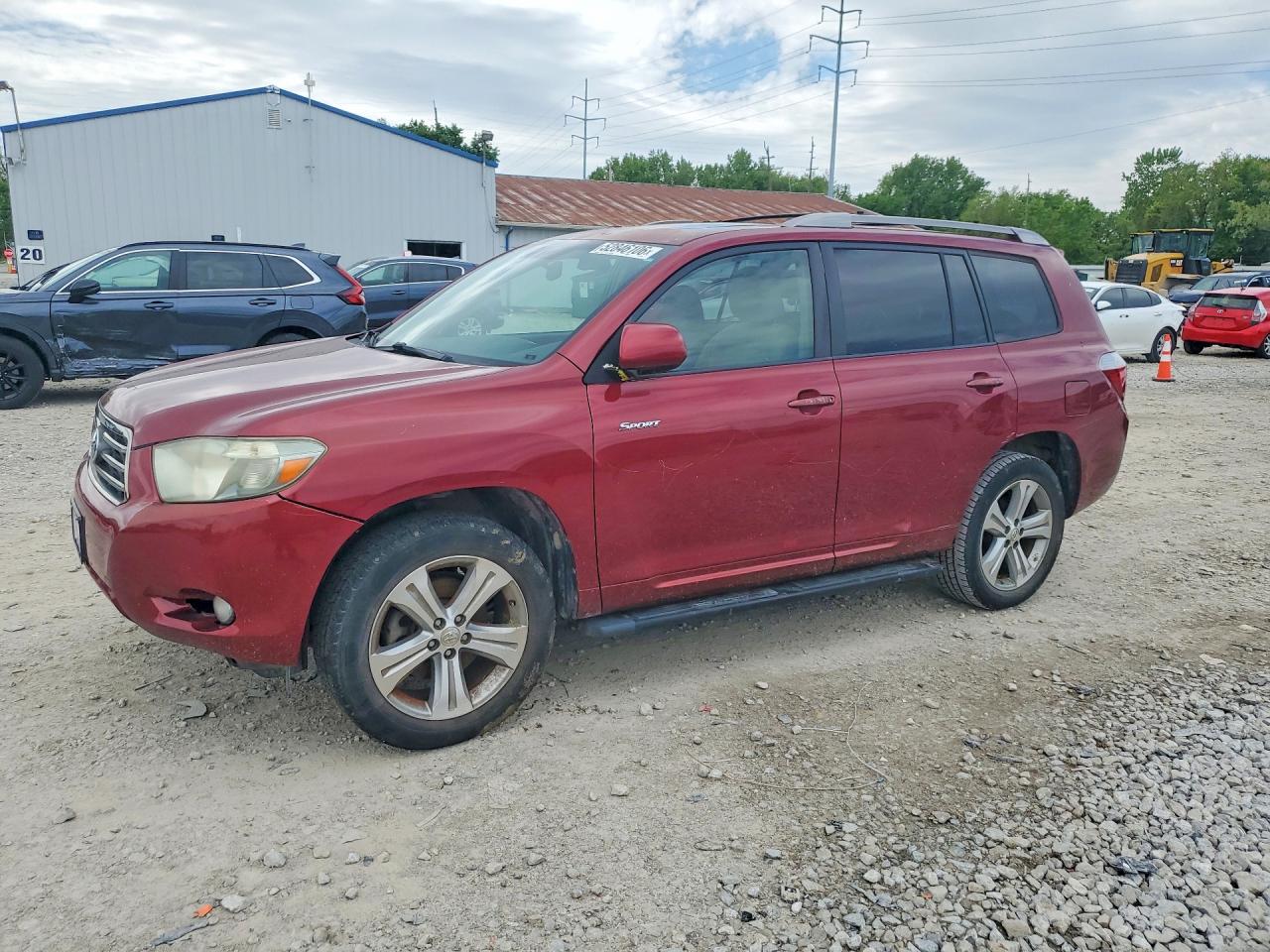 Salvage Toyota Highlander Image