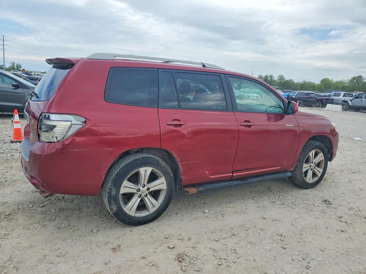 Toyota Highlander Sport