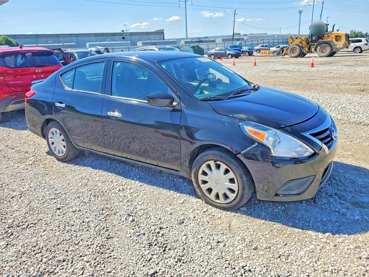 Nissan Versa Sv