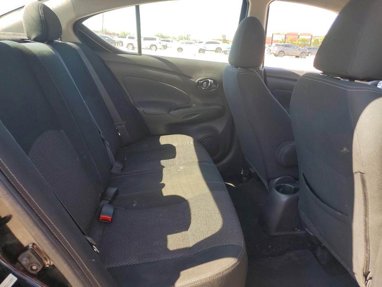 Nissan Versa Sv