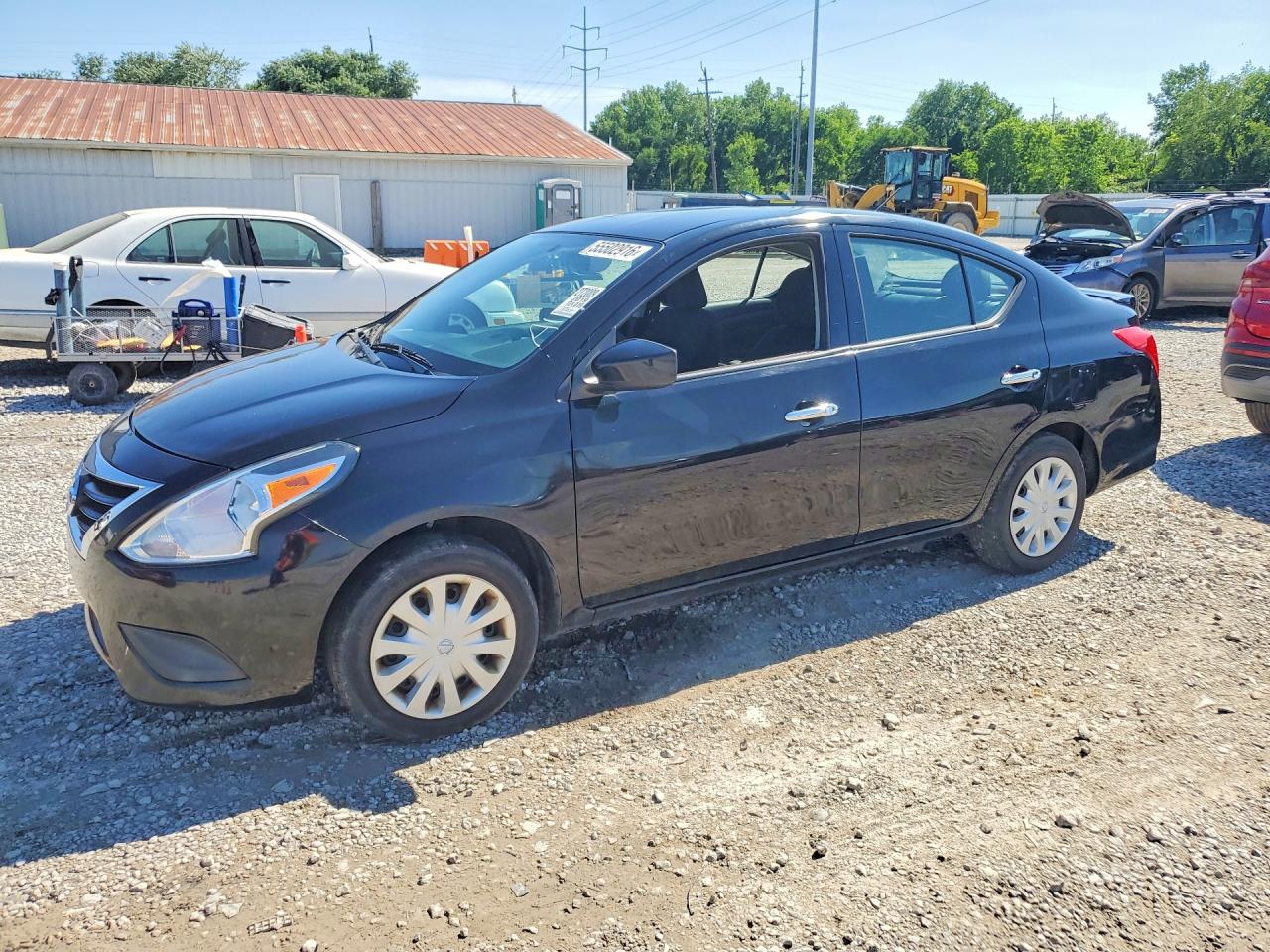 Salvage Nissan Versa Image