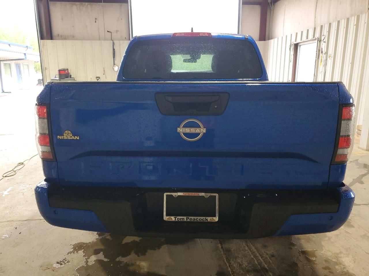 Nissan Frontier Sv