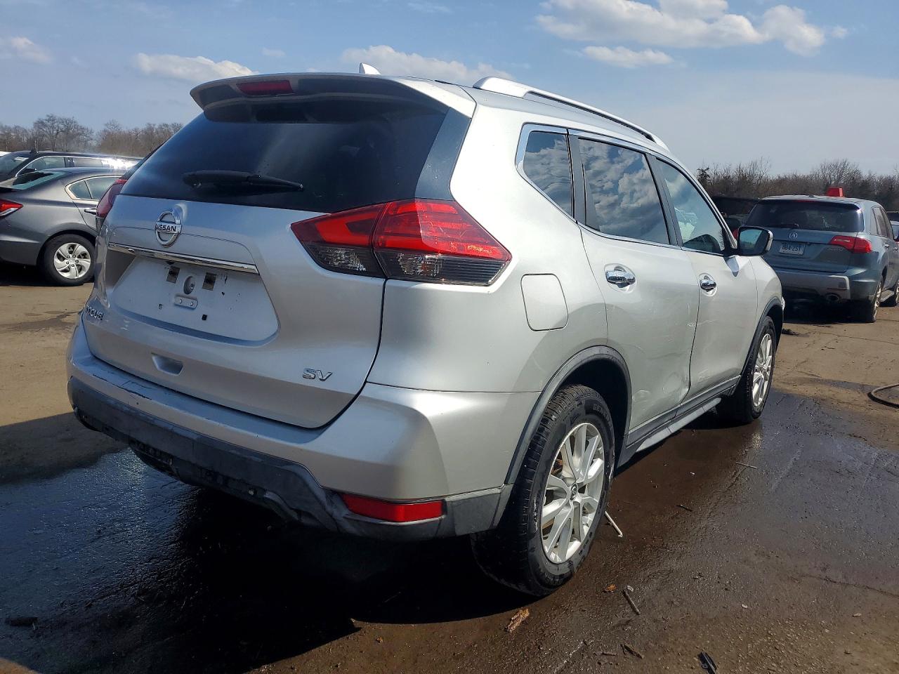 Nissan Rogue Sv