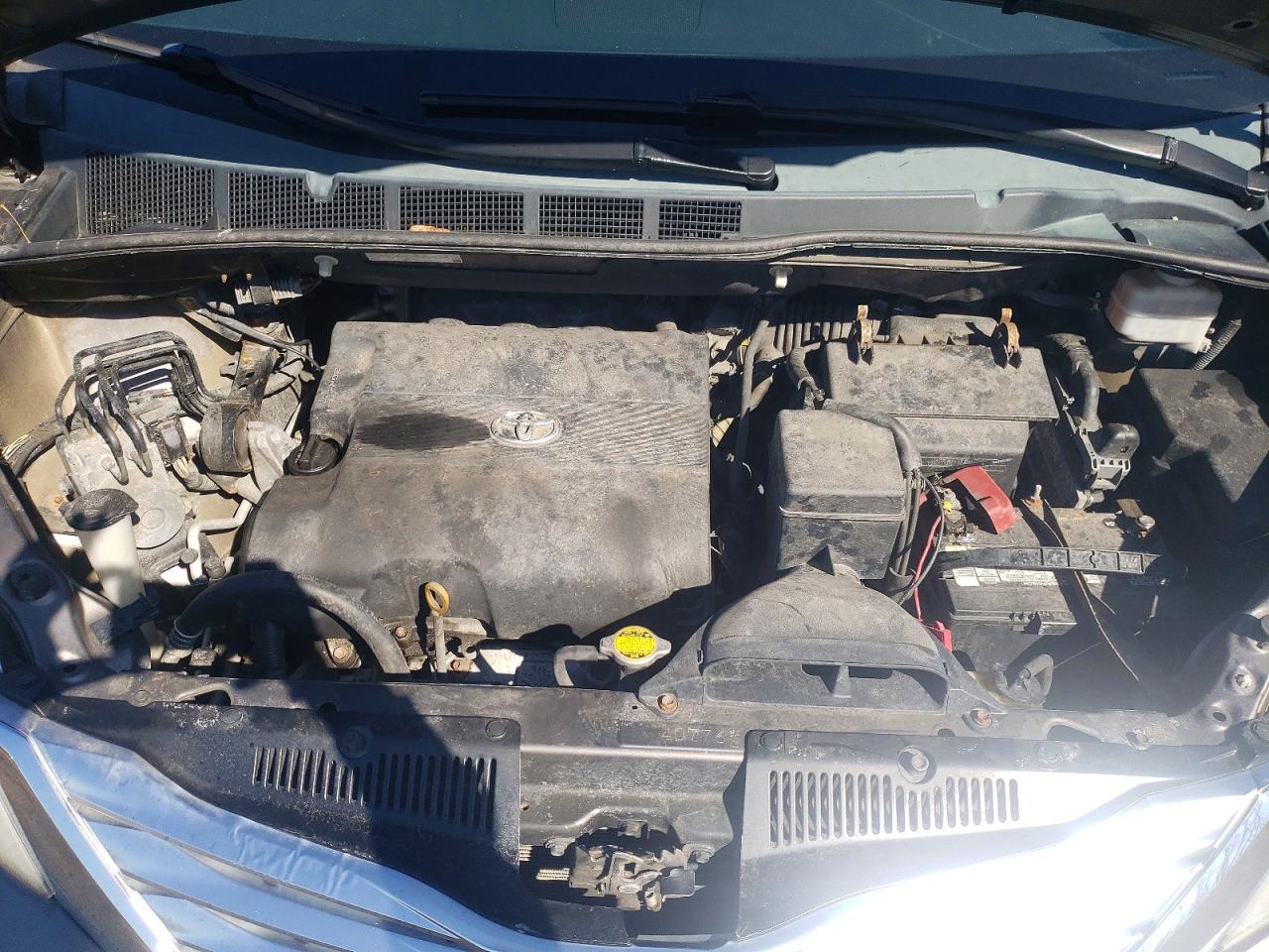 Toyota Sienna Xle 7-passenger
