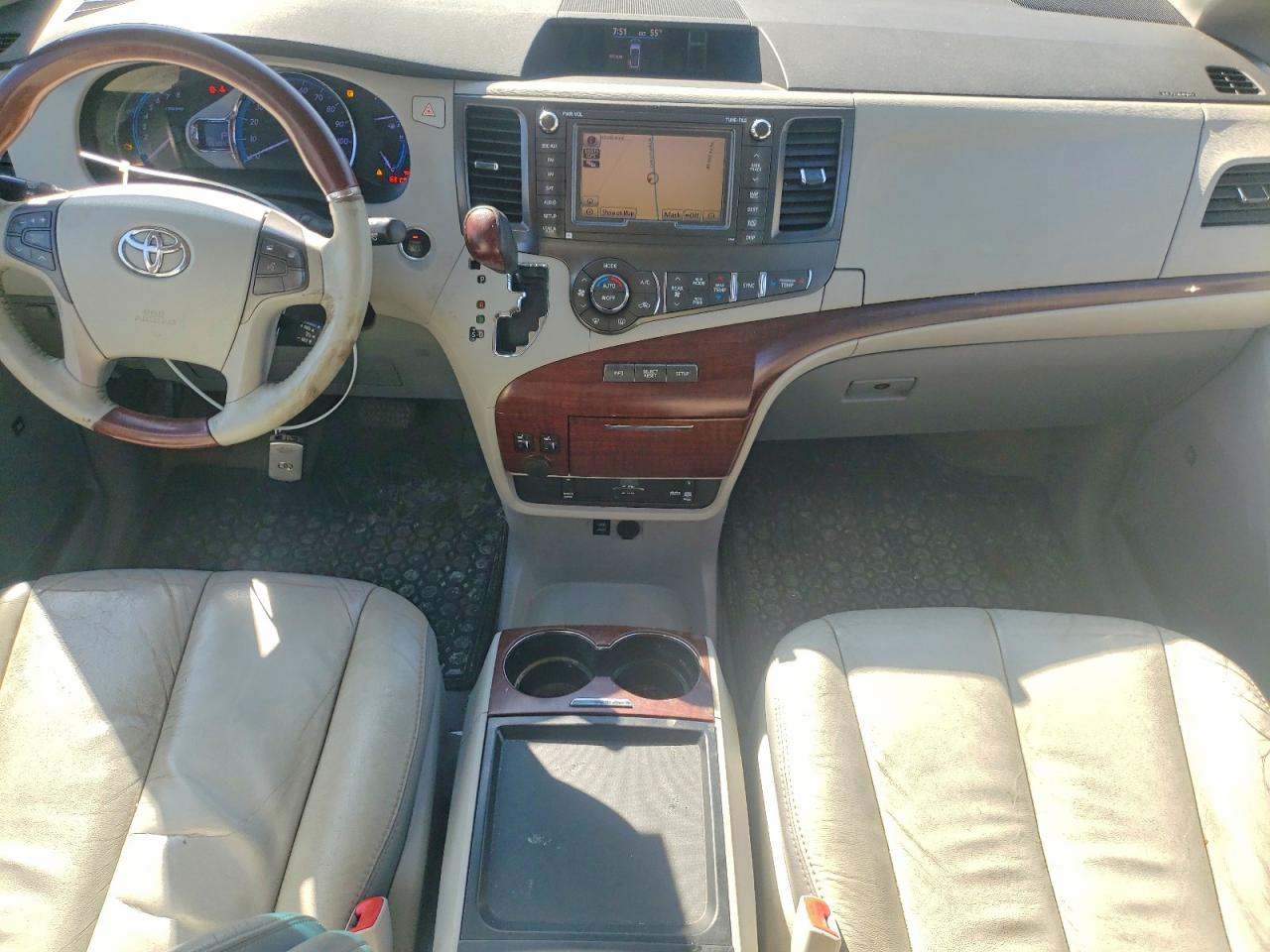 Toyota Sienna Xle 7-passenger