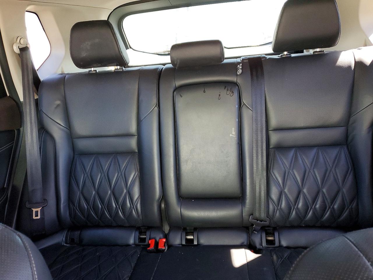 Nissan Rogue Platinum