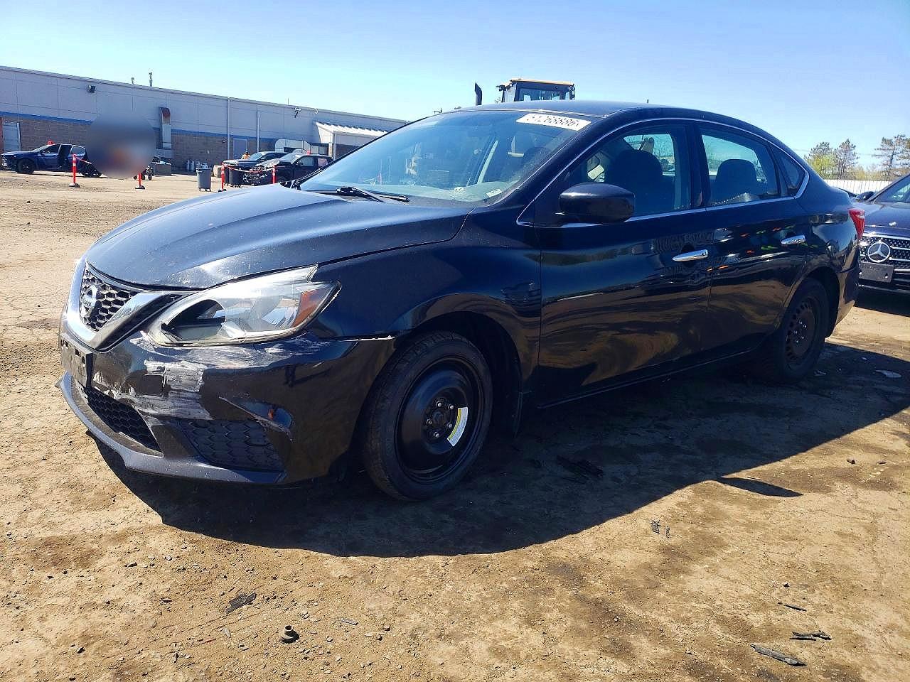 Salvage Nissan Sentra Image