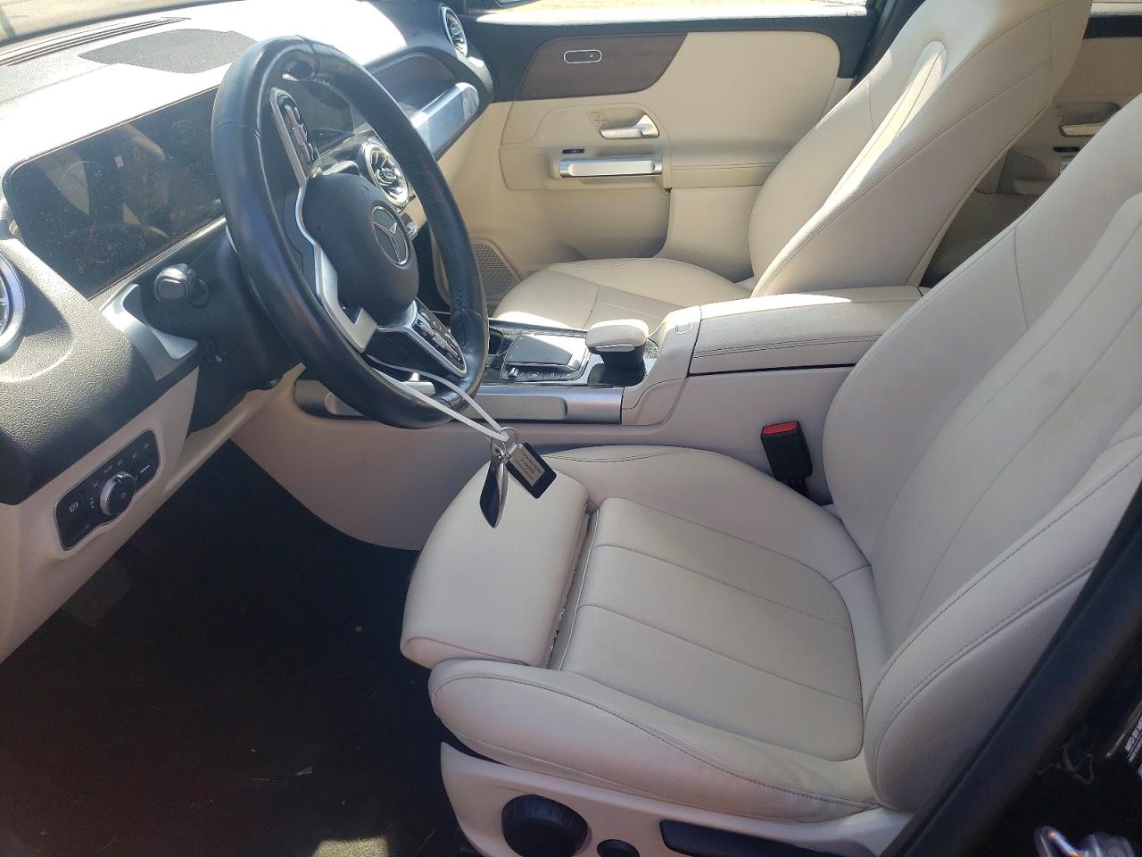 Mercedes-Benz GLB 250 4matic