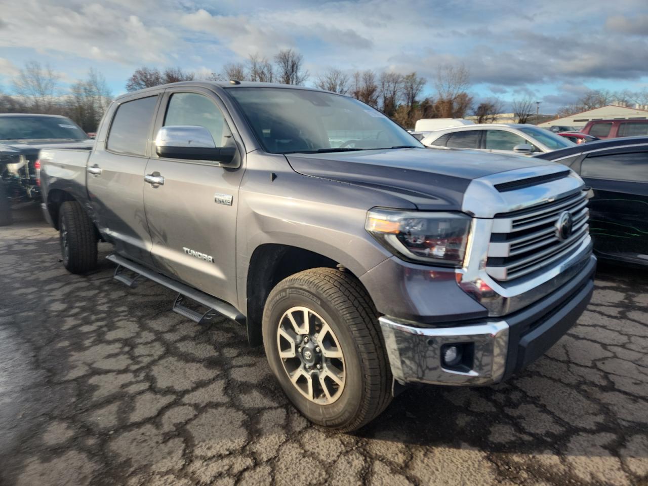 Toyota Tundra Crewmax Limited