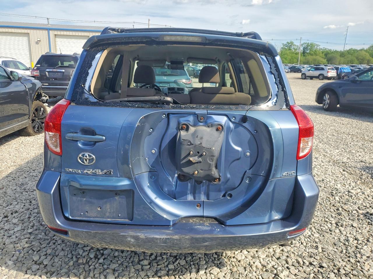 Toyota RAV4 Base