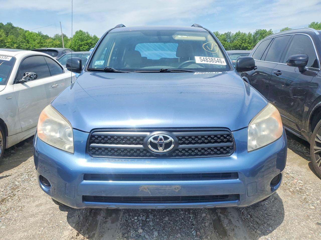 Toyota RAV4 Base